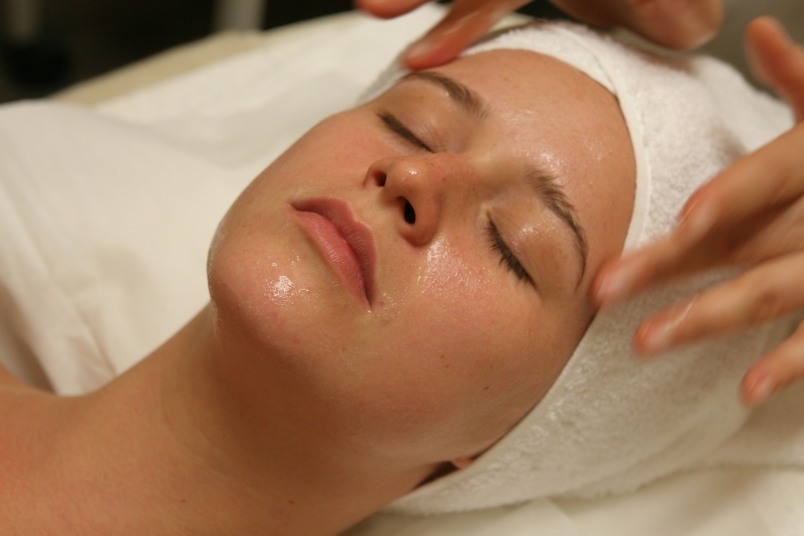 Best Facials for Women in Manhattan NYFacial Skincare in NY